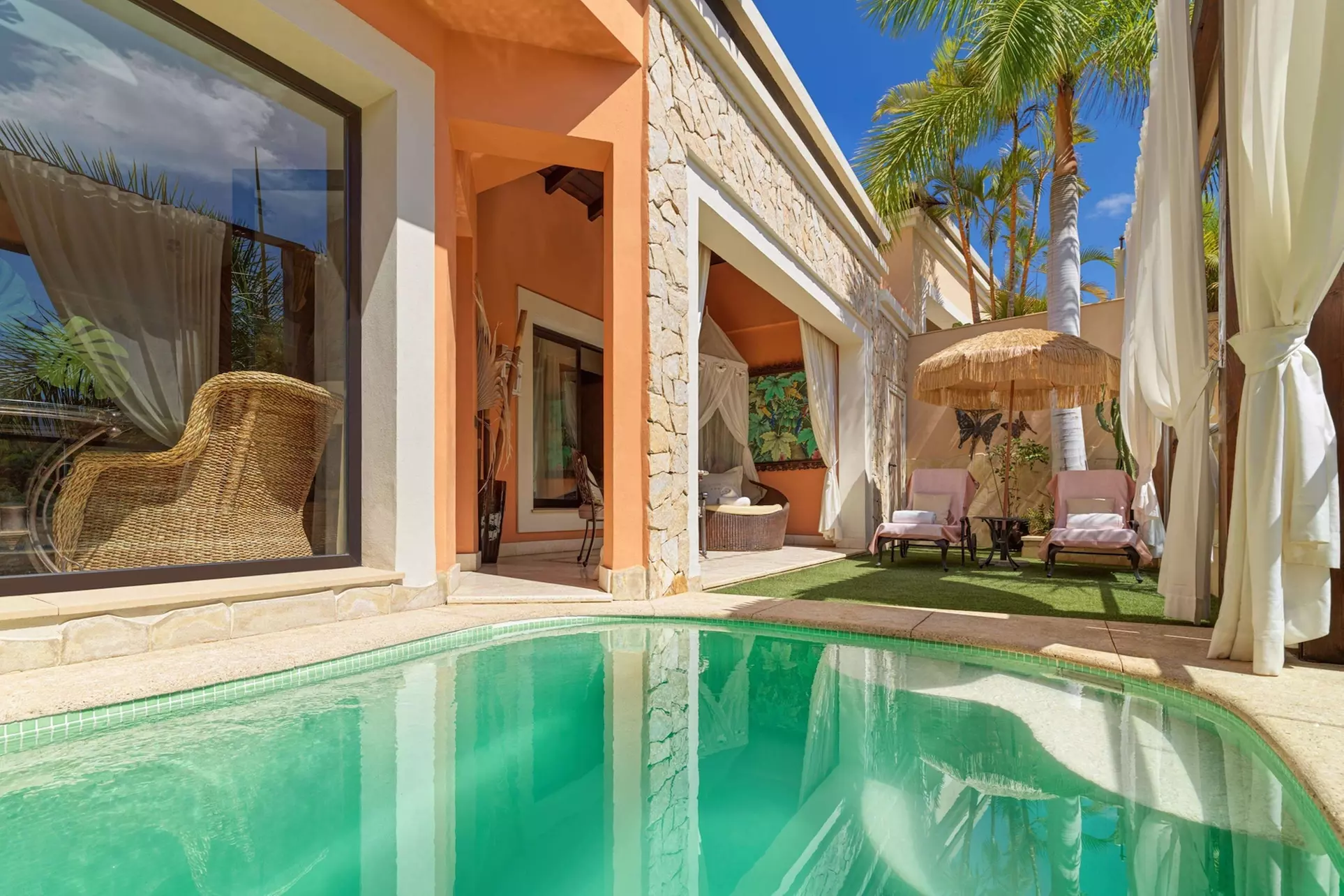 Royal Garden Villas & Spa