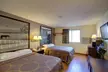 Super 8 by Wyndham Zanesville - Second Medium