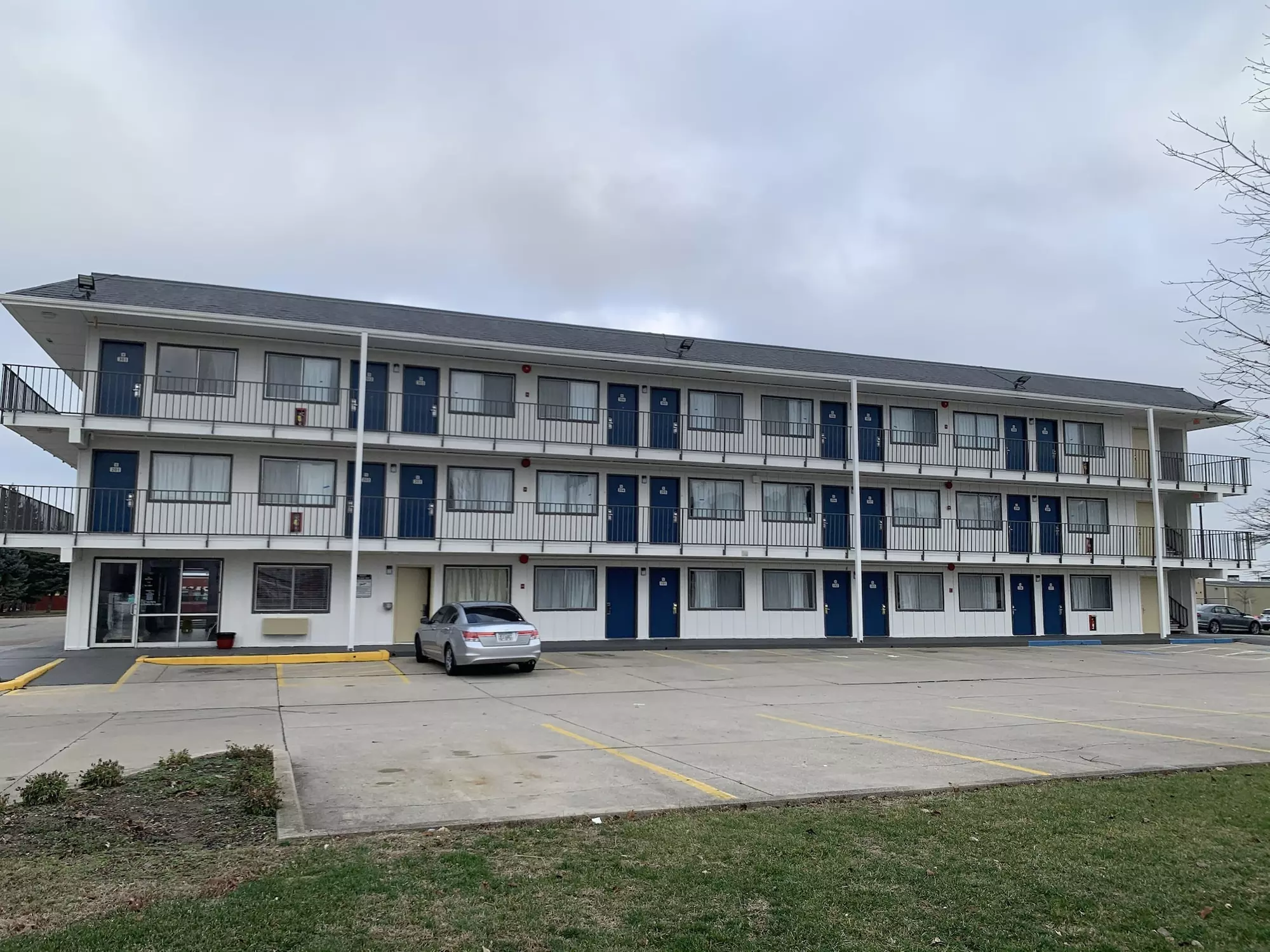 Motel 6 Dayton, OH - Primary Image