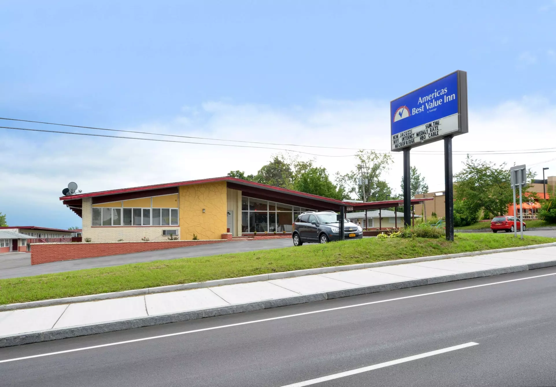 Americas Best Value Inn Geneva - Primary Image