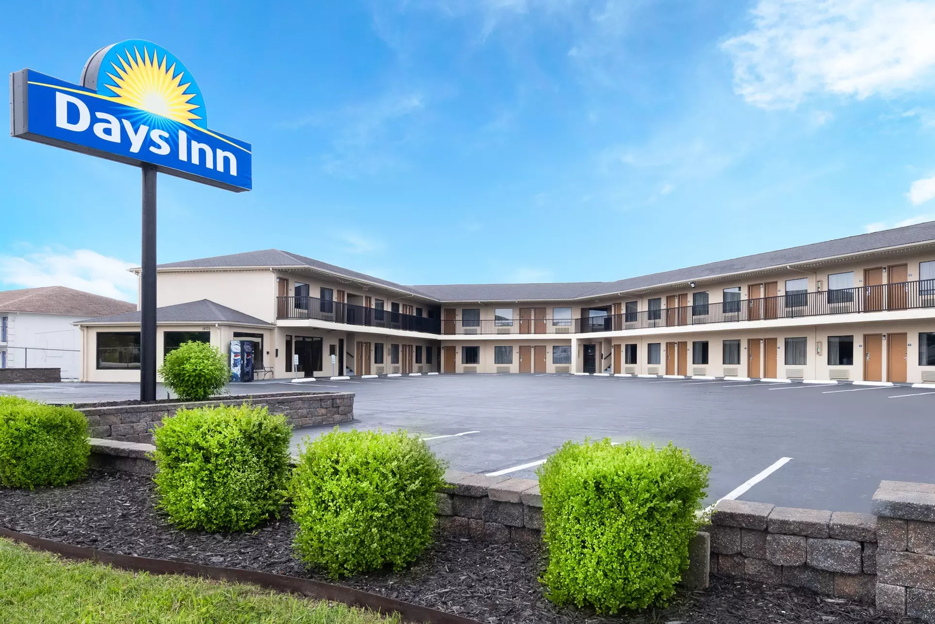 Days Inn by Wyndham St. Robert Waynesville/Ft. Leonard Wood - Primary Image
