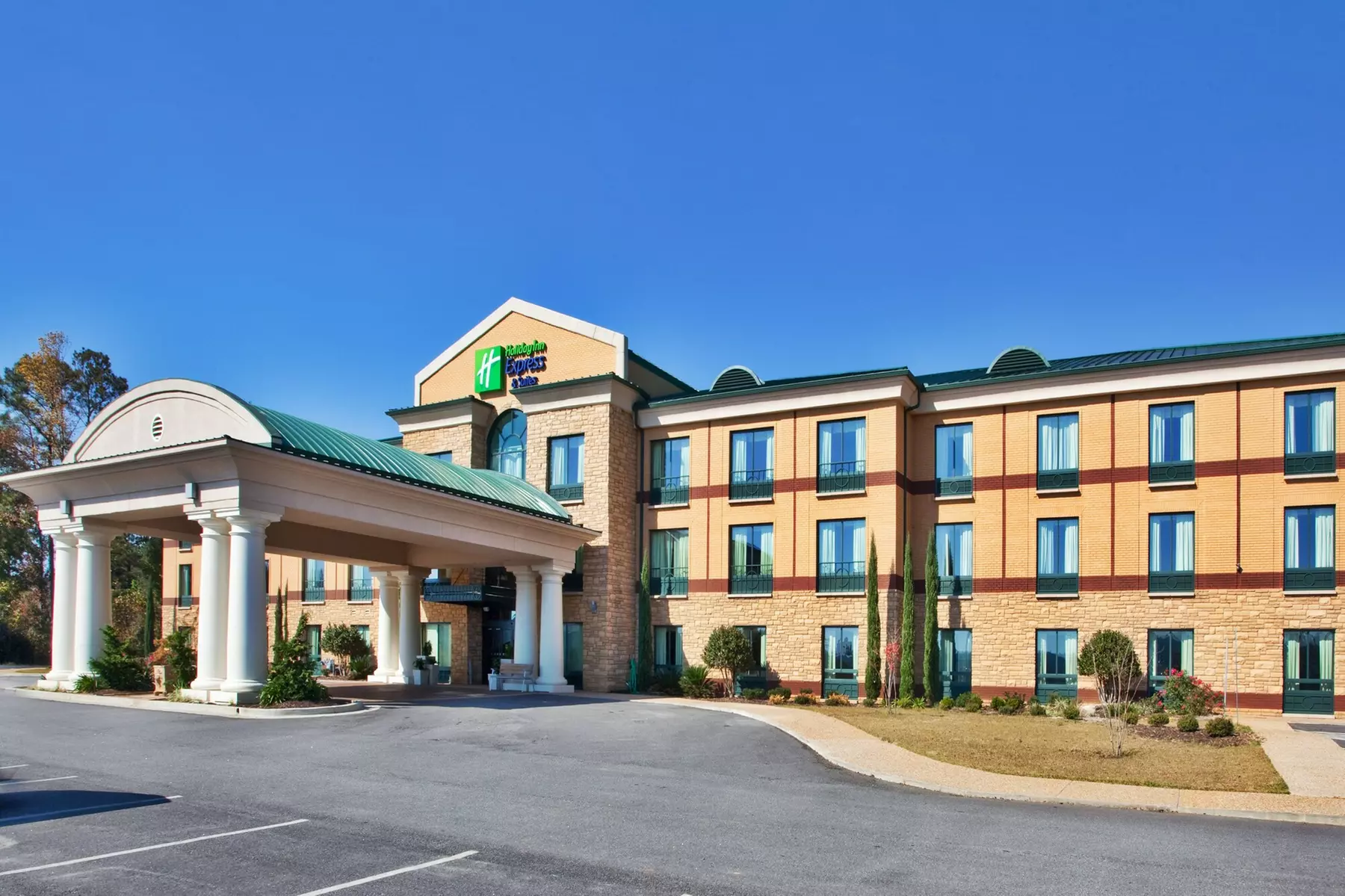 Holiday Inn Express & Suites Macon - I-475 By IHG - Primary Image