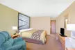 Super 8 by Wyndham Mt Pleasant - Second Medium