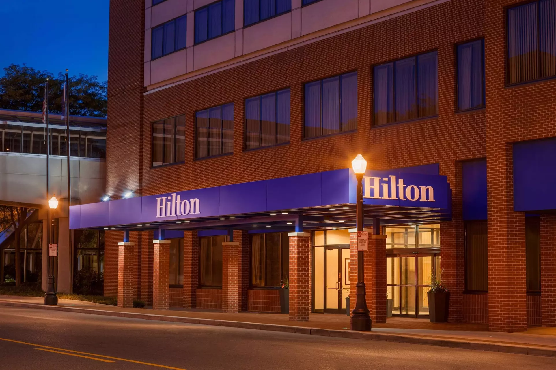 Hilton Fort Wayne at the Grand Wayne Convention Center - Primary Image
