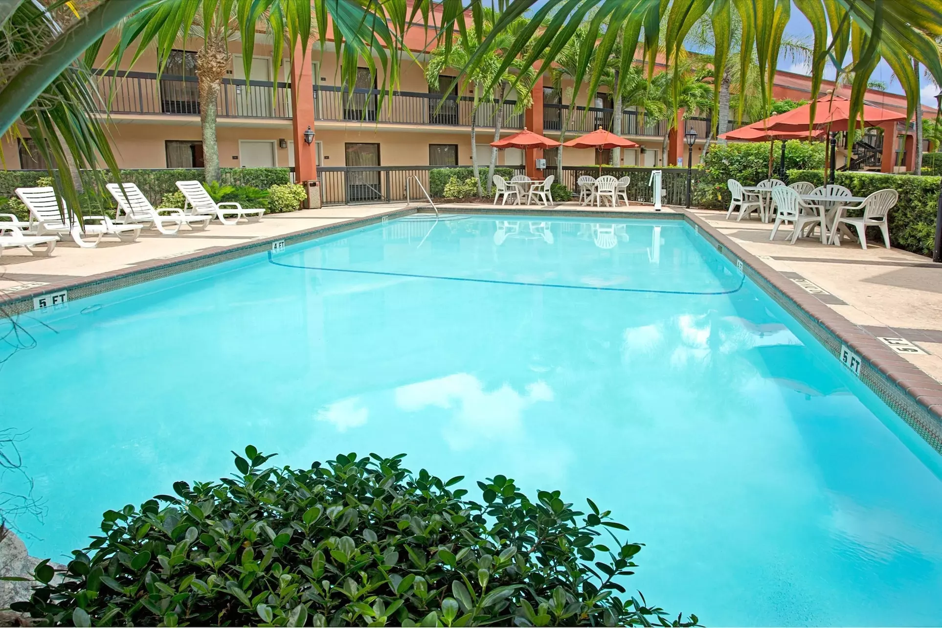 Days Inn by Wyndham Florida City - Primary Image
