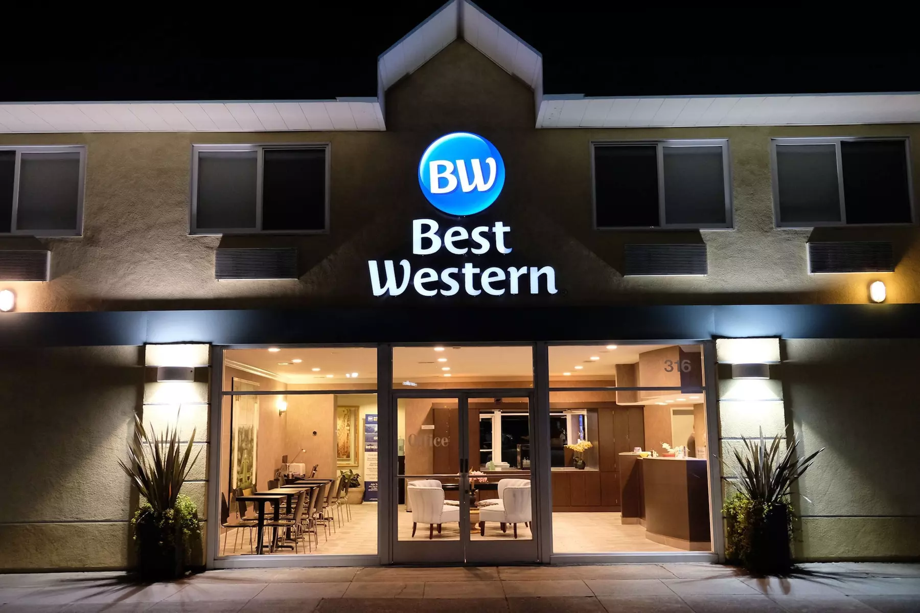 Best Western Inn - Primary Image