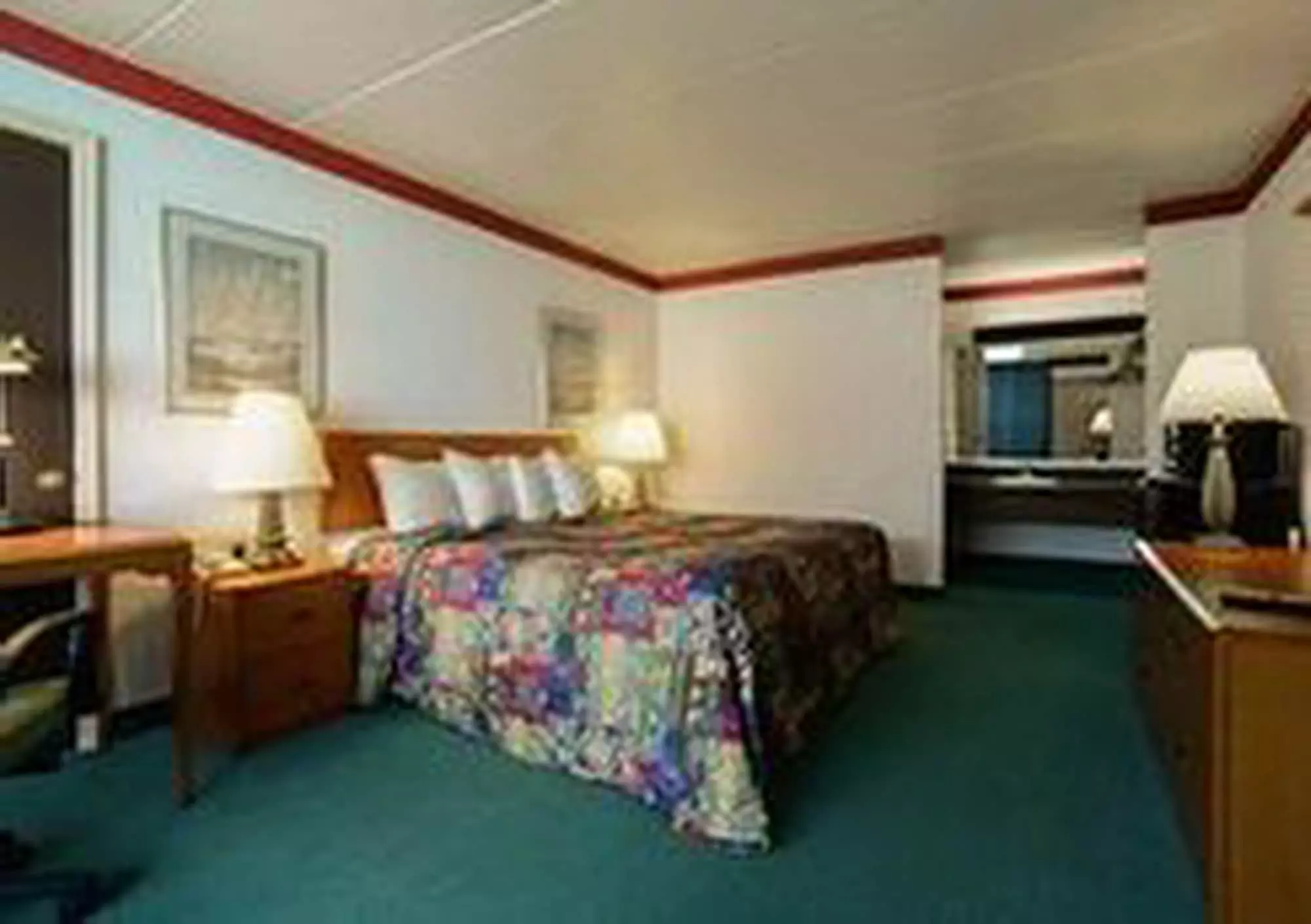 Loyalty Inn Maryville - Primary Image