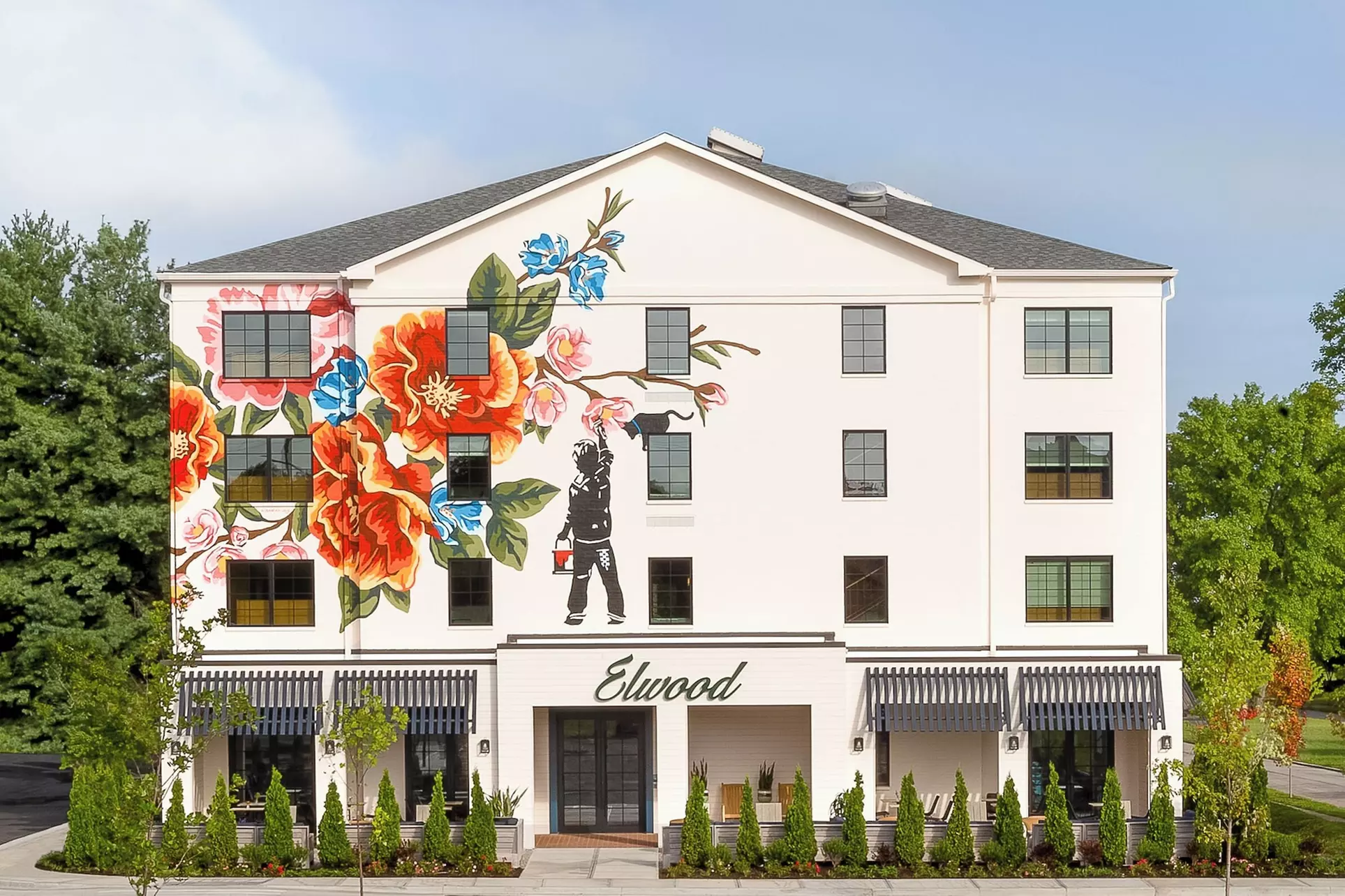 Elwood Hotel & Suites - Primary Image