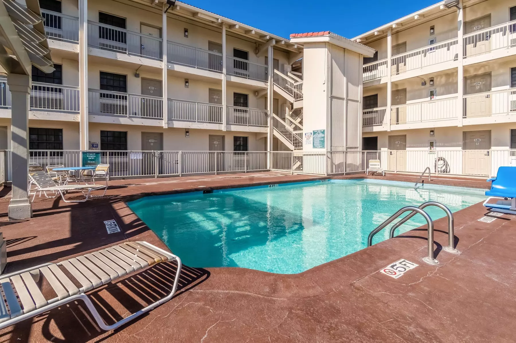 Studio 6 Fort Worth, TX - West Medical Center - Primary Image