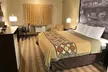 Super 8 by Wyndham Eau Claire WI - Second Medium