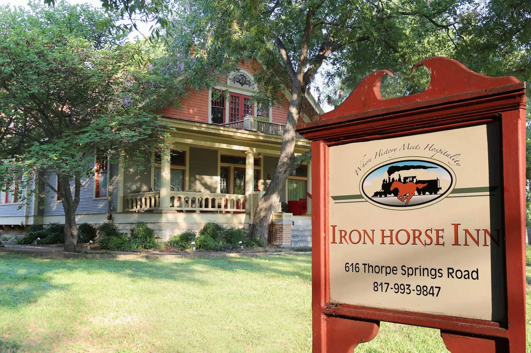 Iron Horse Inn - Primary Image