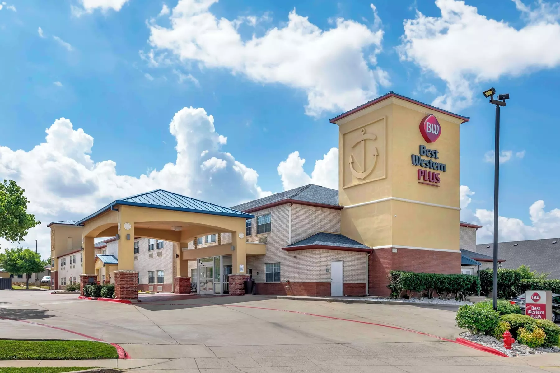 Best Western Plus Lake Worth Inn & Suites - Primary Image