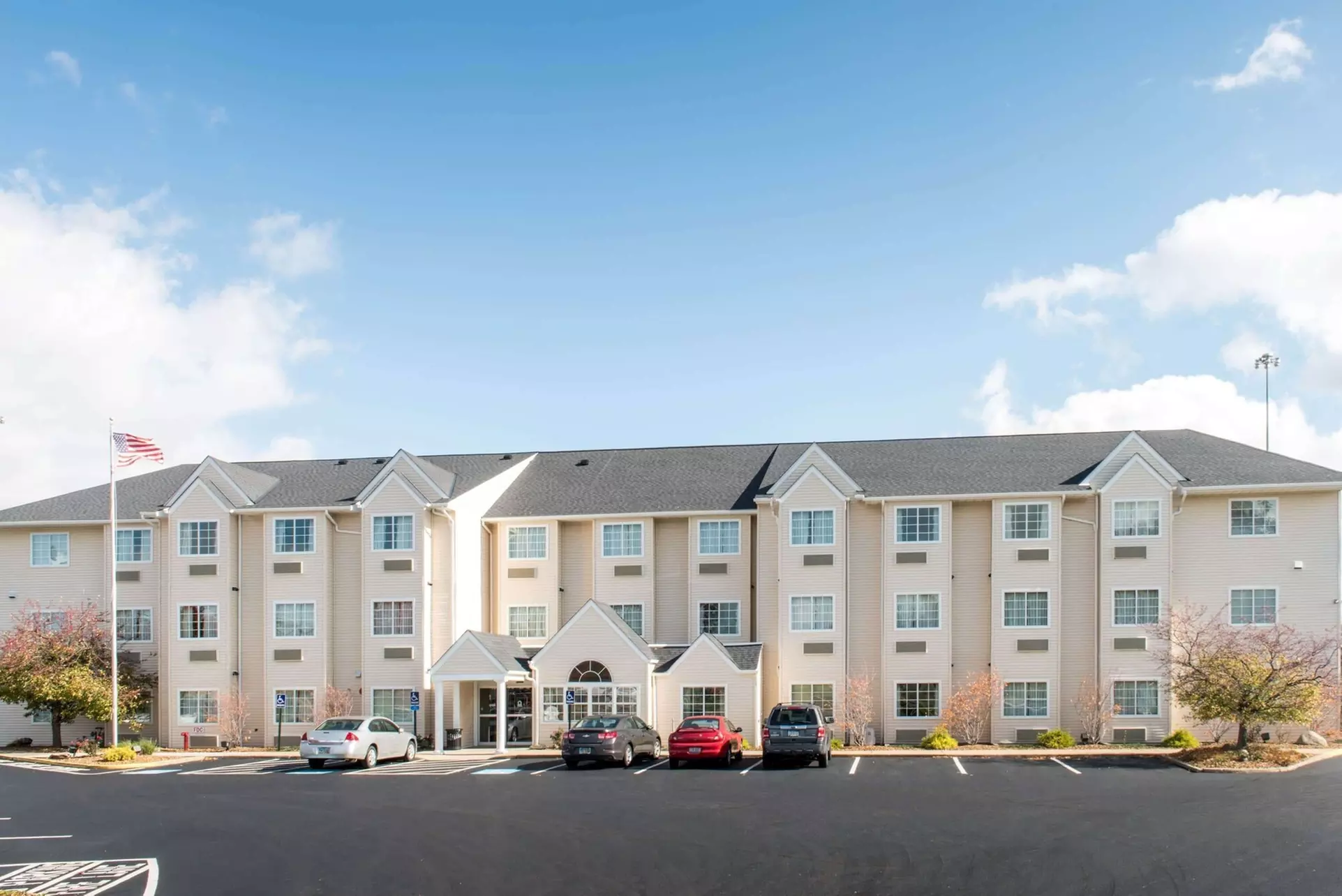 Microtel Inn & Suites by Wyndham North Canton - Primary Image