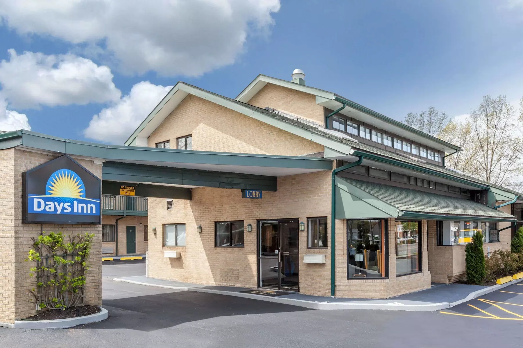 Days Inn by Wyndham Woodbury Long Island - Primary Image