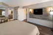 Quality inn & Suites Cincinnati I-275 - Second Medium