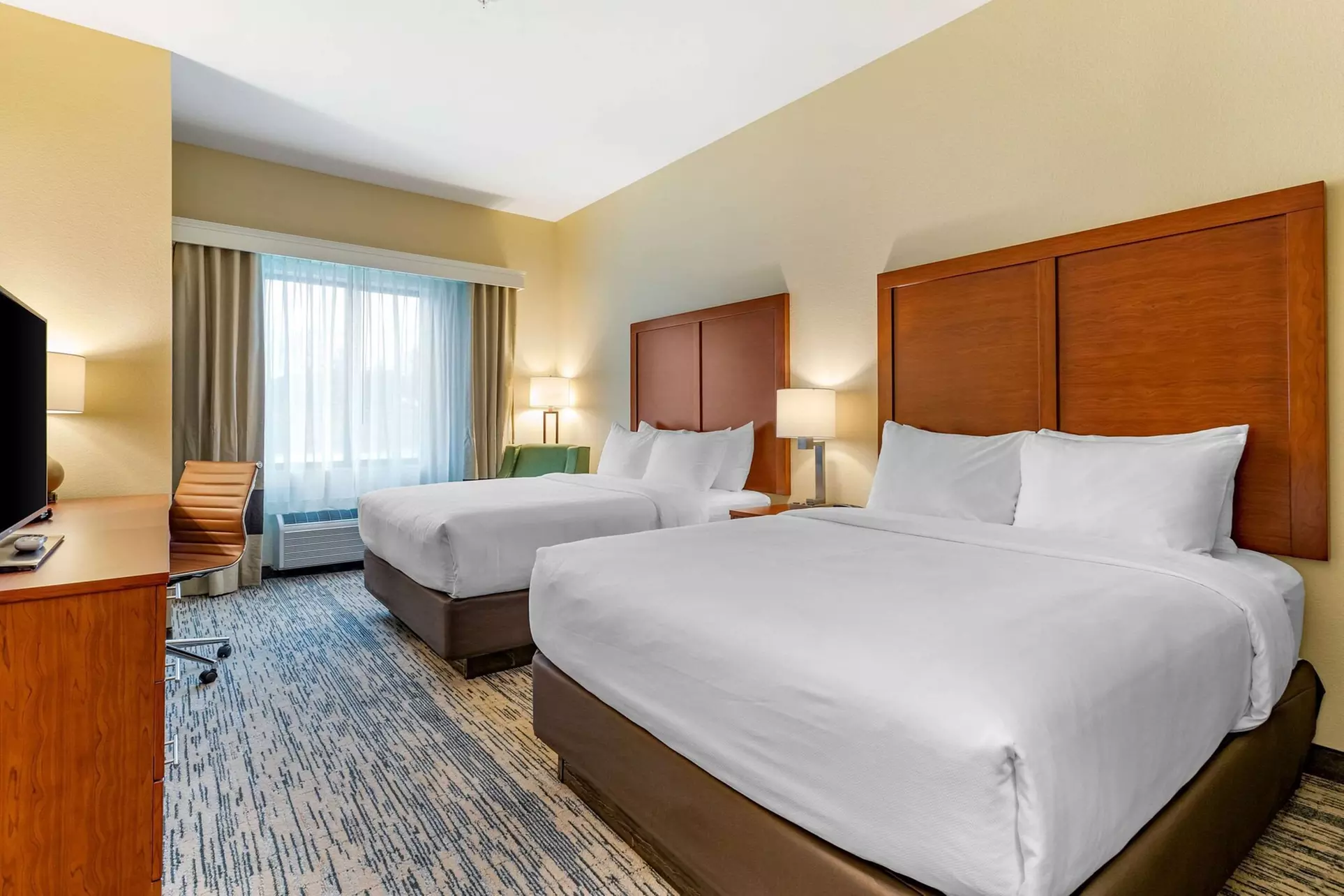 Comfort Inn & Suites West Des Moines - Primary Image