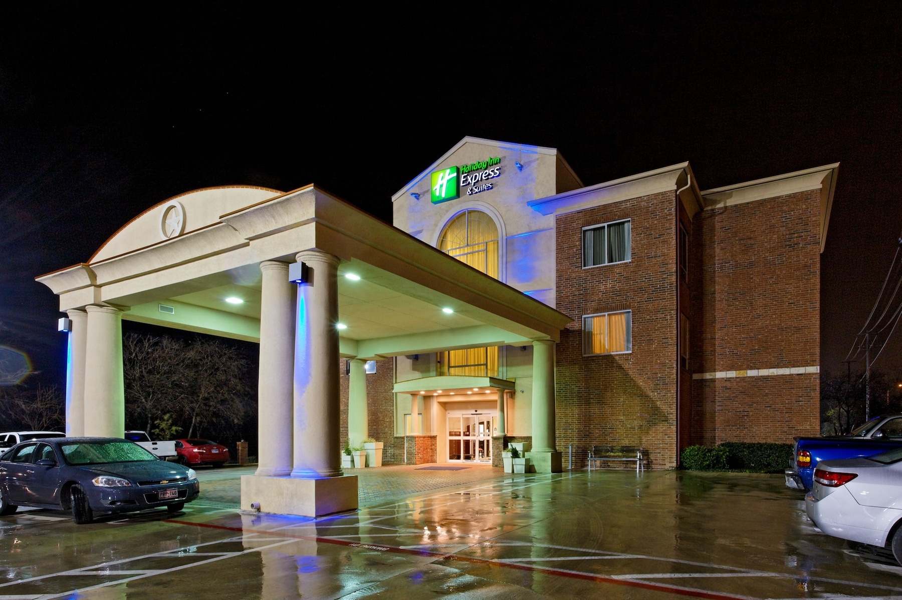 Holiday Inn Express Hotel & Suites San Antonio by IHG