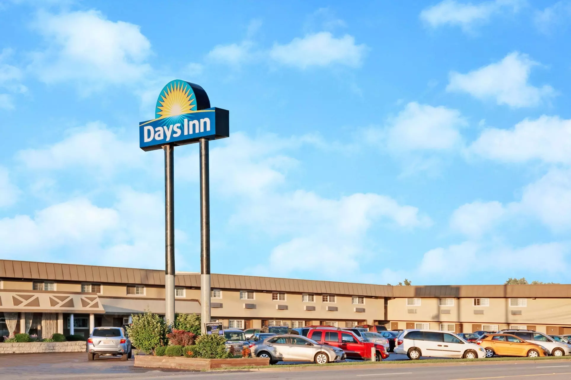 Days Inn by Wyndham Elk Grove Village O'Hare Airport West - Primary Image