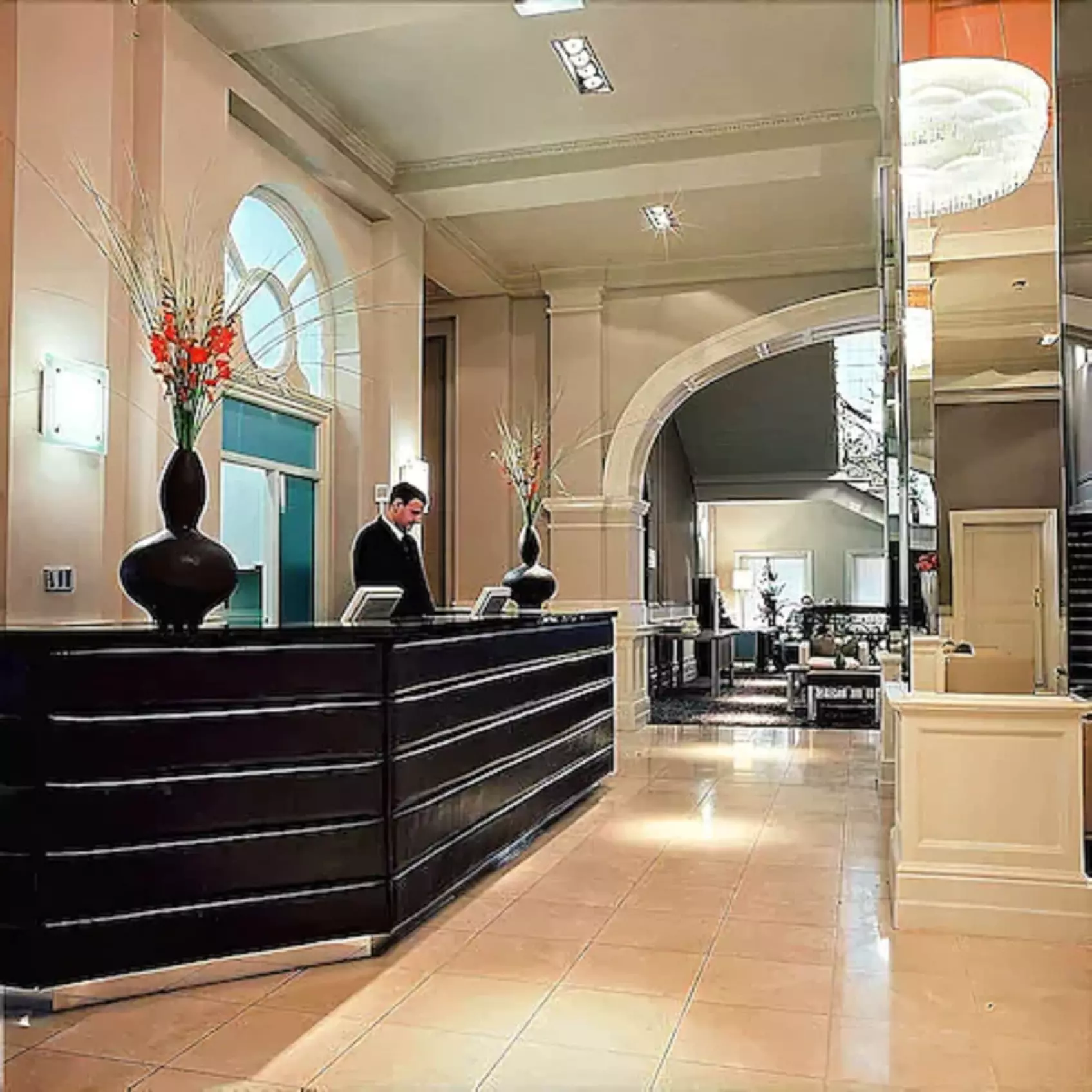 The Met Hotel - Primary Image