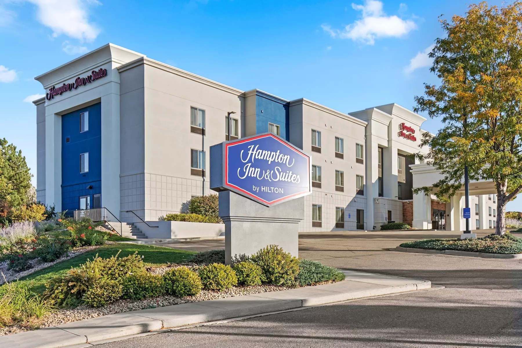 Hampton Inn & Suites Greeley - Primary Image