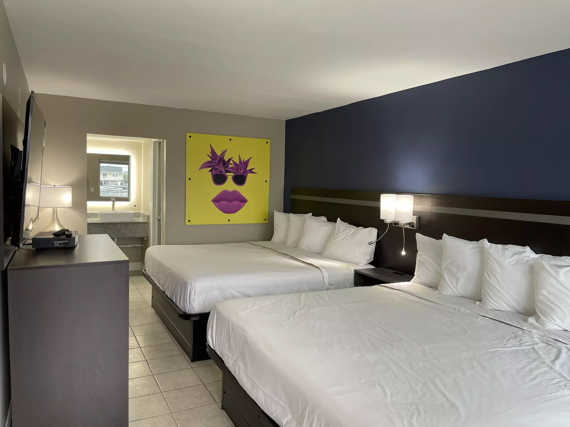 Seaside Sands Inn - Primary Image