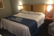 Days Inn & Suites by Wyndham Cincinnati North - Second Medium