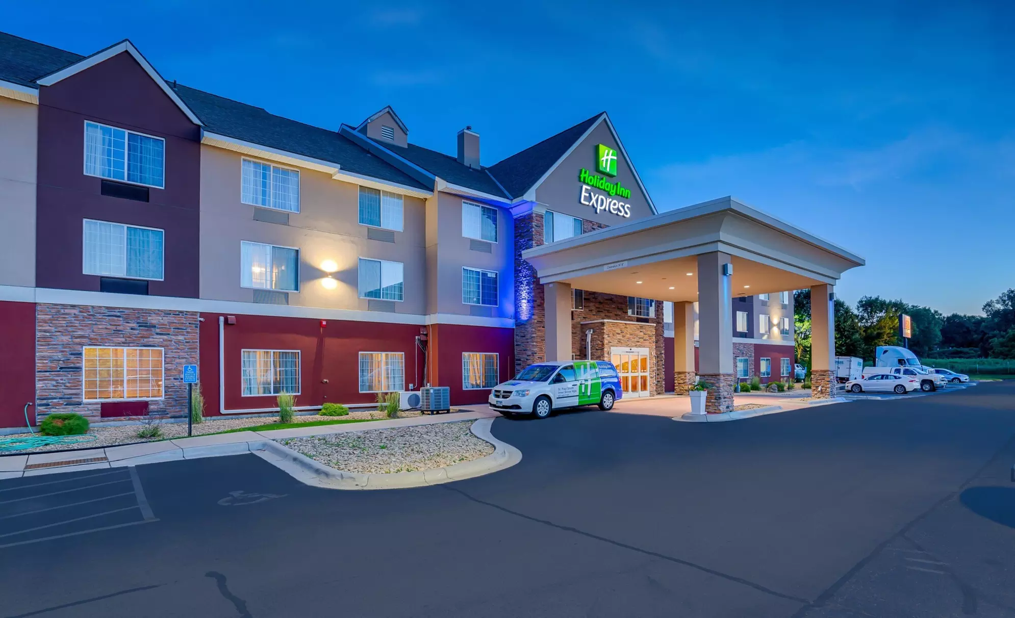 Holiday Inn Express St Paul S - Inver Grove Hgts, an IHG Hotel - Primary Image
