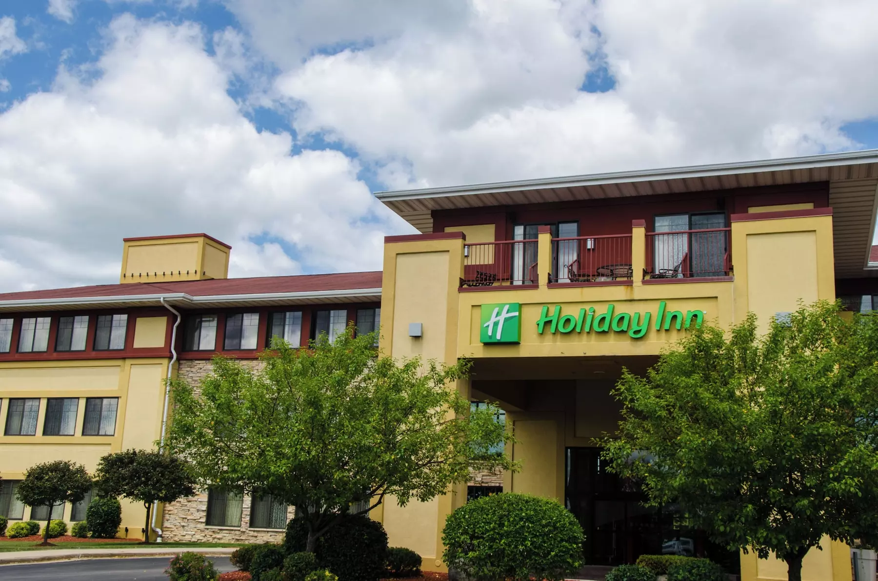 Holiday Inn Pewaukee - Milwaukee West by IHG - Primary Image
