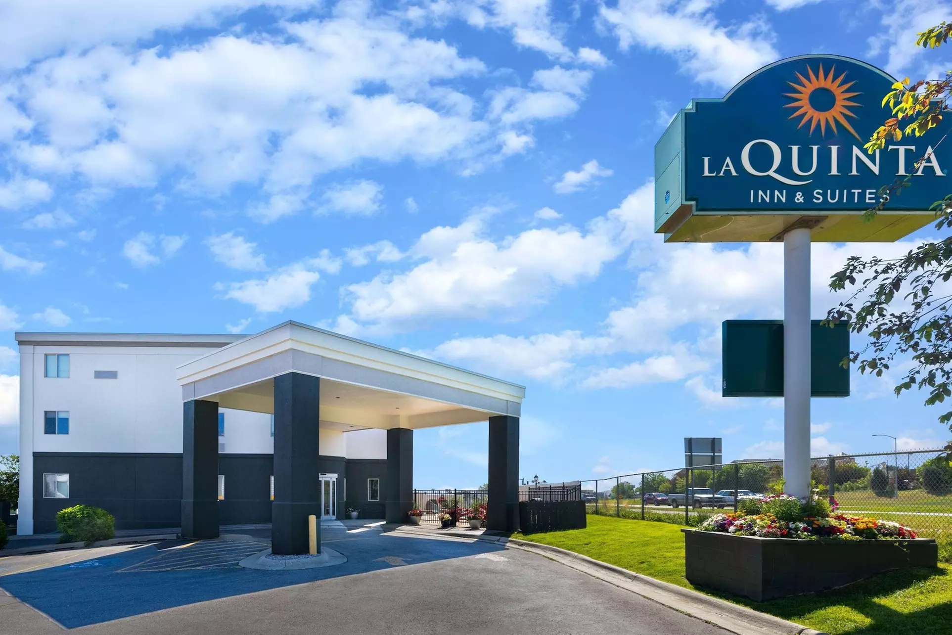 La Quinta Inn & Suites by Wyndham Helena - Primary Image