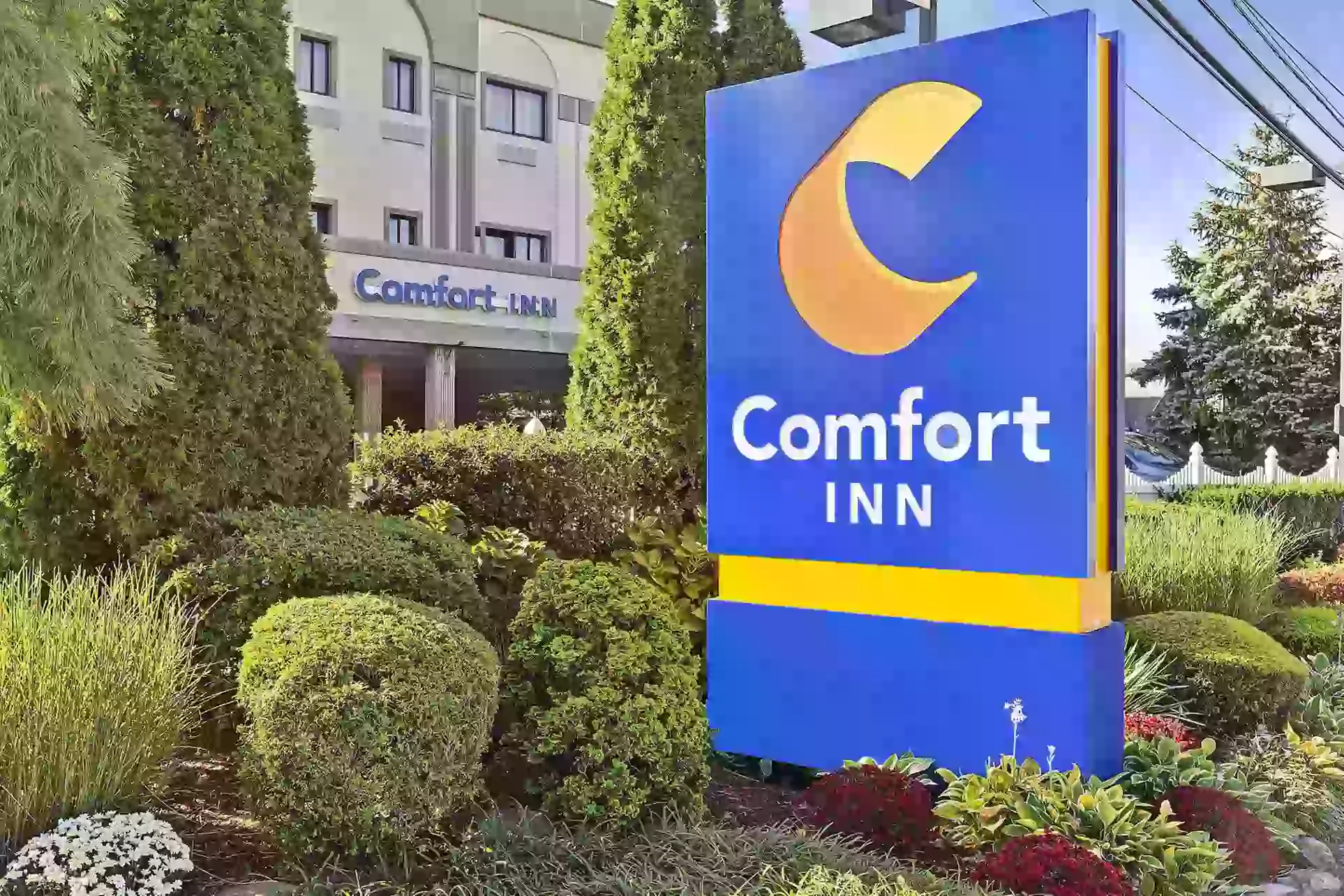 Comfort Inn Syosset - Long Island - Primary Image