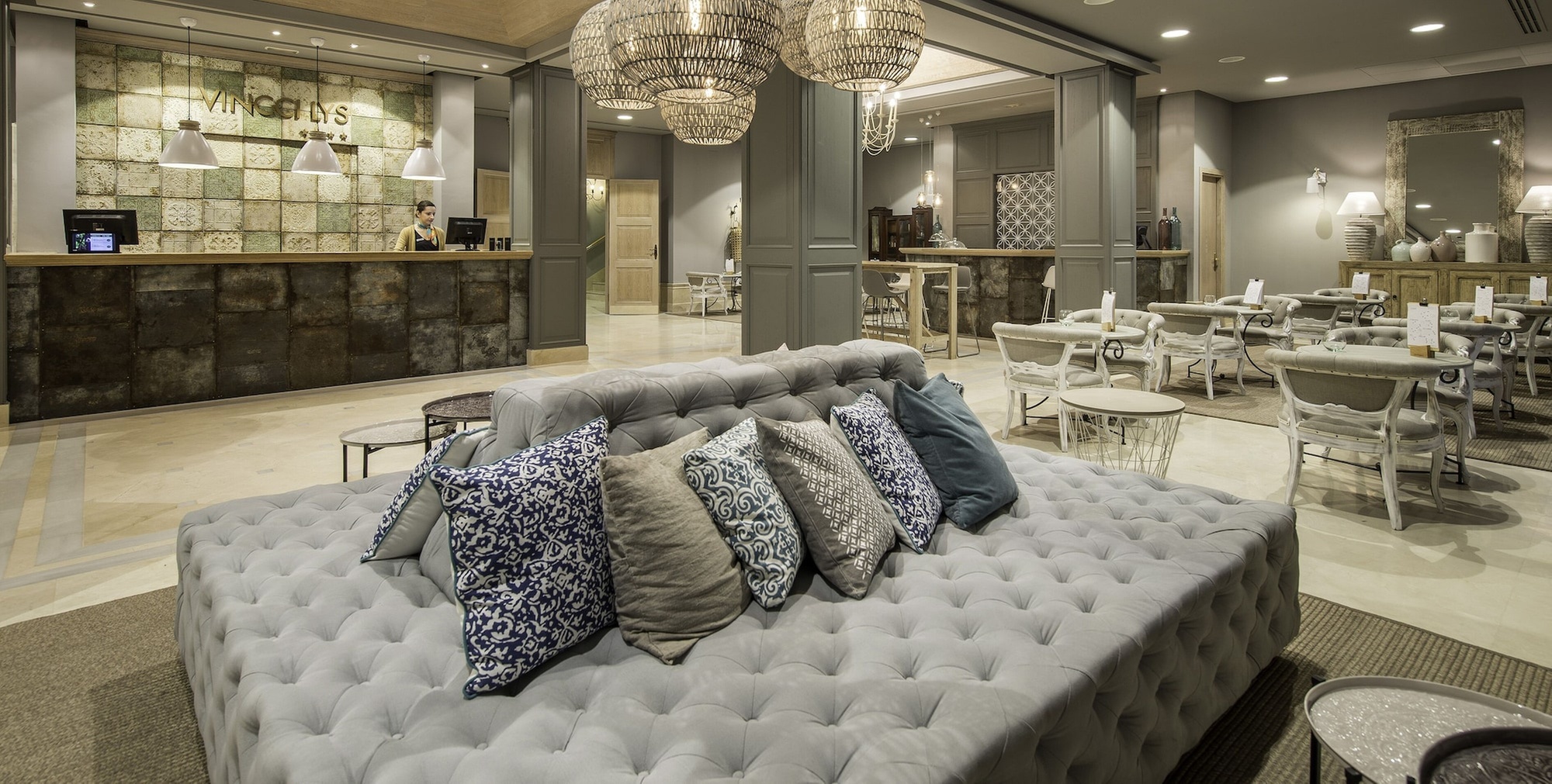 Vincci Lys Hotel