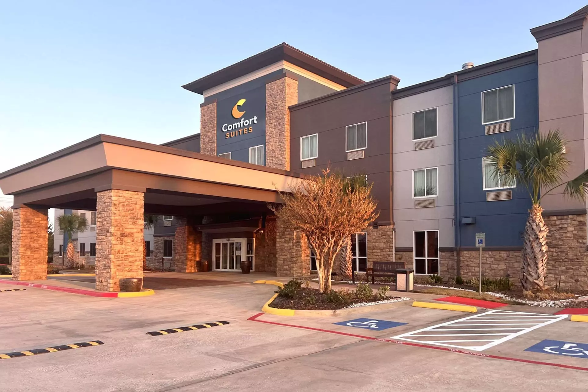 Comfort Suites Seabrook - Kemah - Primary Image