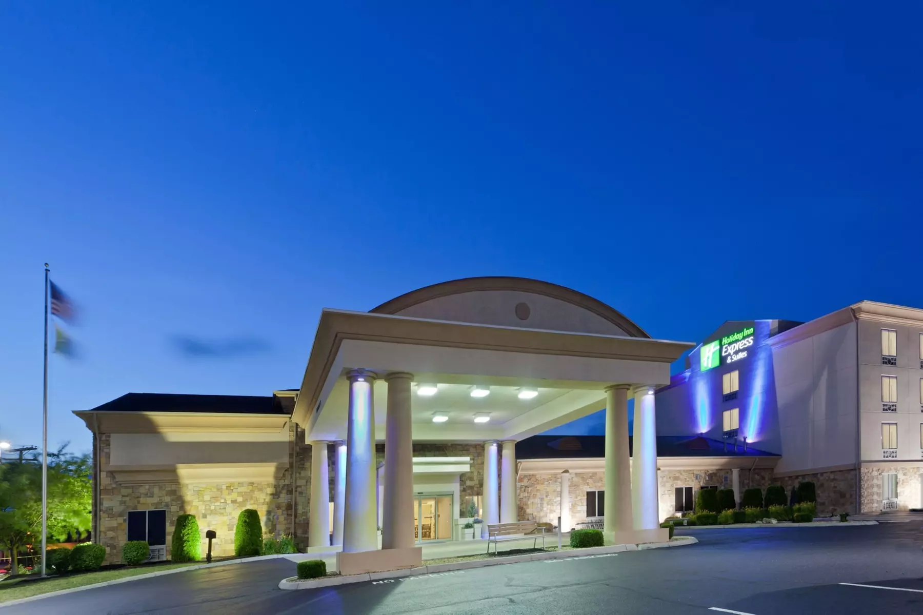 Holiday Inn Express Hotel & Suites Christiansburg by IHG - Primary Image