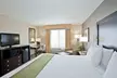 Holiday Inn Express Hotel & Suites Hays by IHG - Second Medium