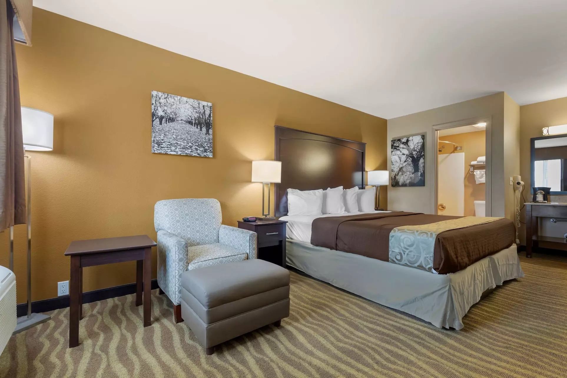 Best Western Taylor Inn - Primary Image
