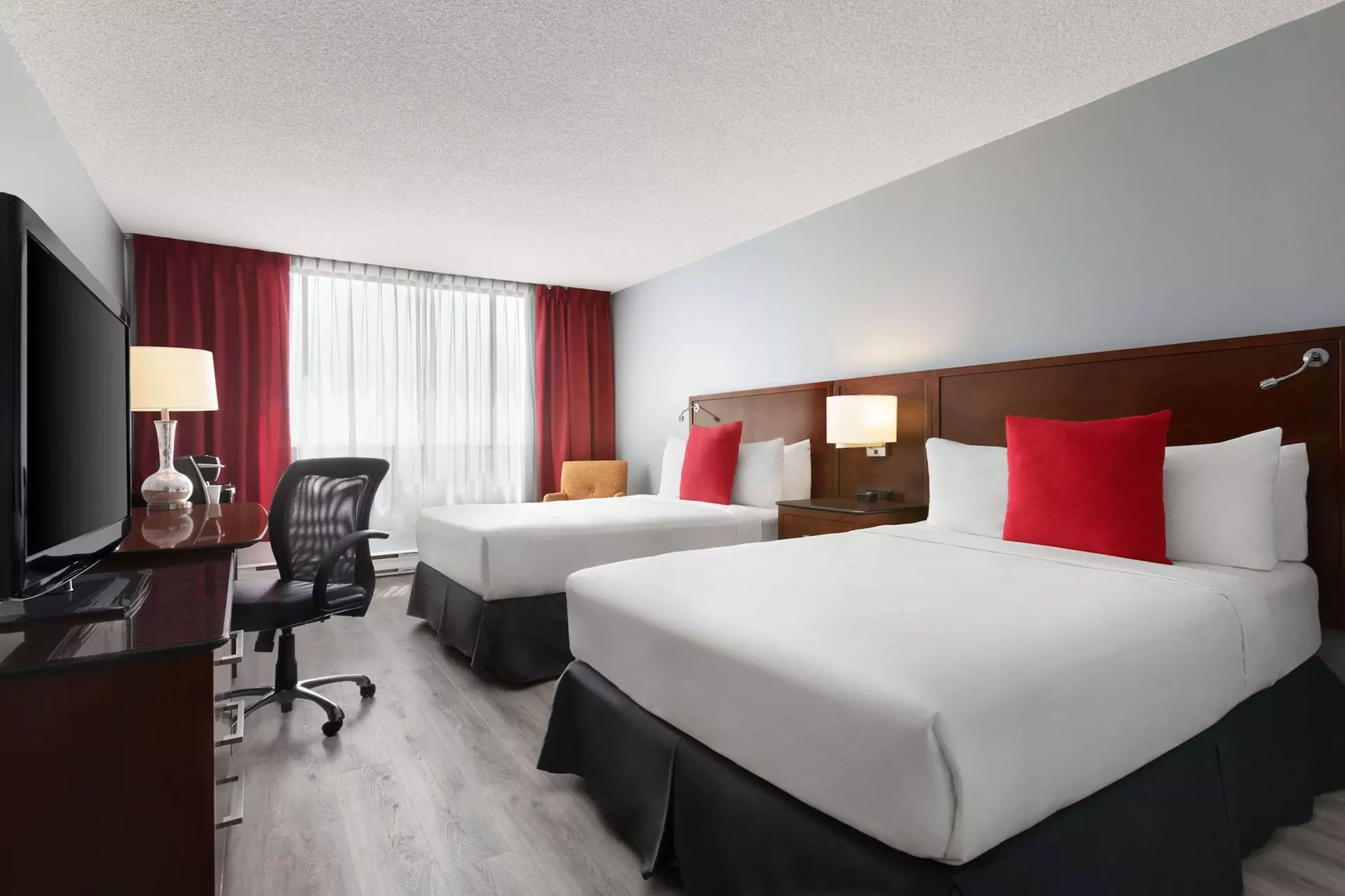 Travelodge by Wyndham Hotel & Convention Centre Quebec City - Primary Image