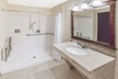 Travelodge by Wyndham Newport - Second Medium