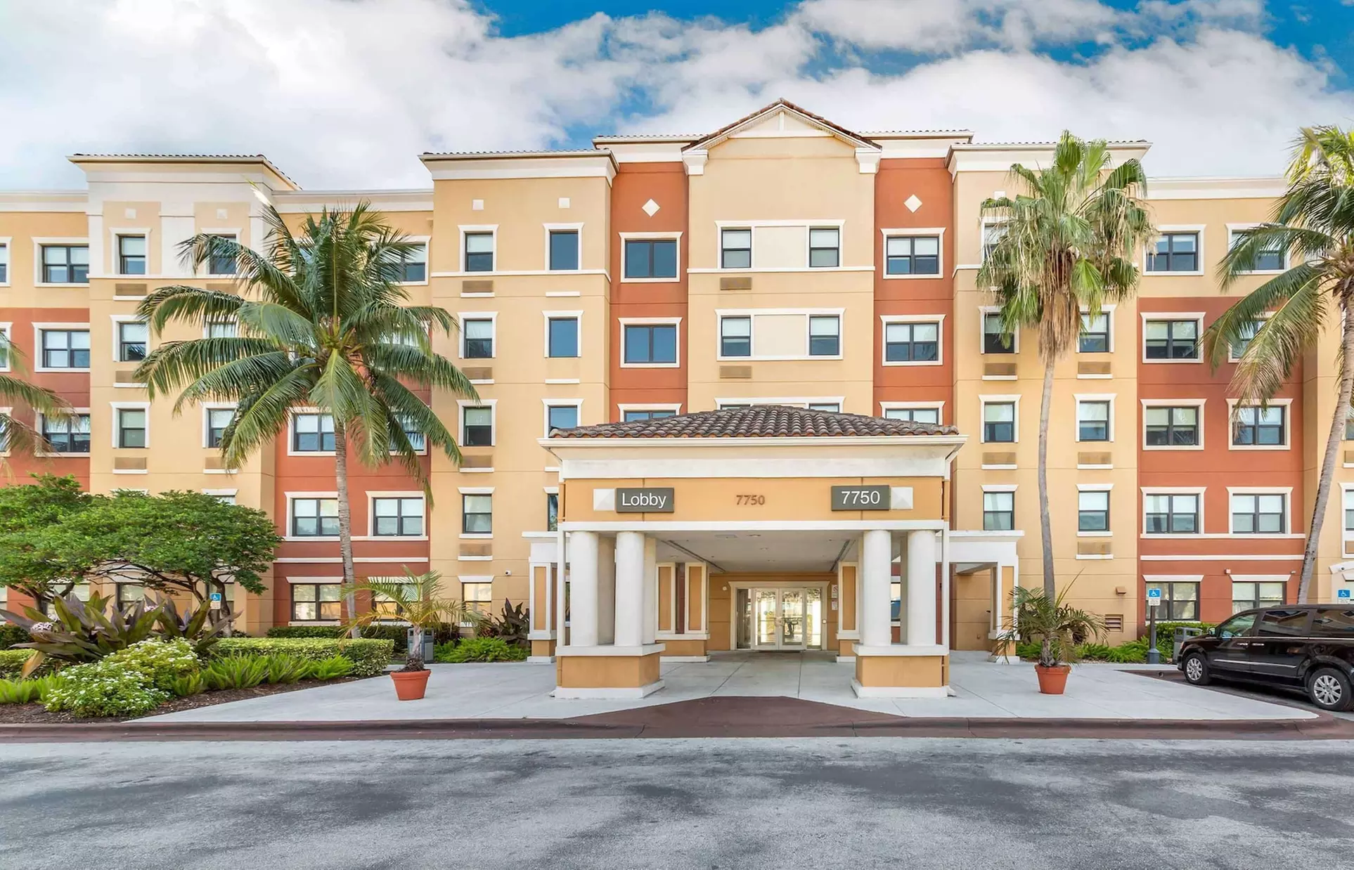Extended Stay America Premier Suites - Miami - Airport - Doral - 25th Street - Primary Image