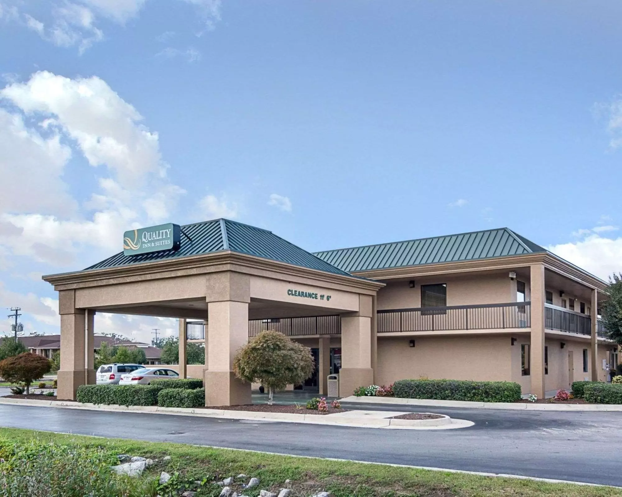 Quality Inn & Suites Franklin - Primary Image