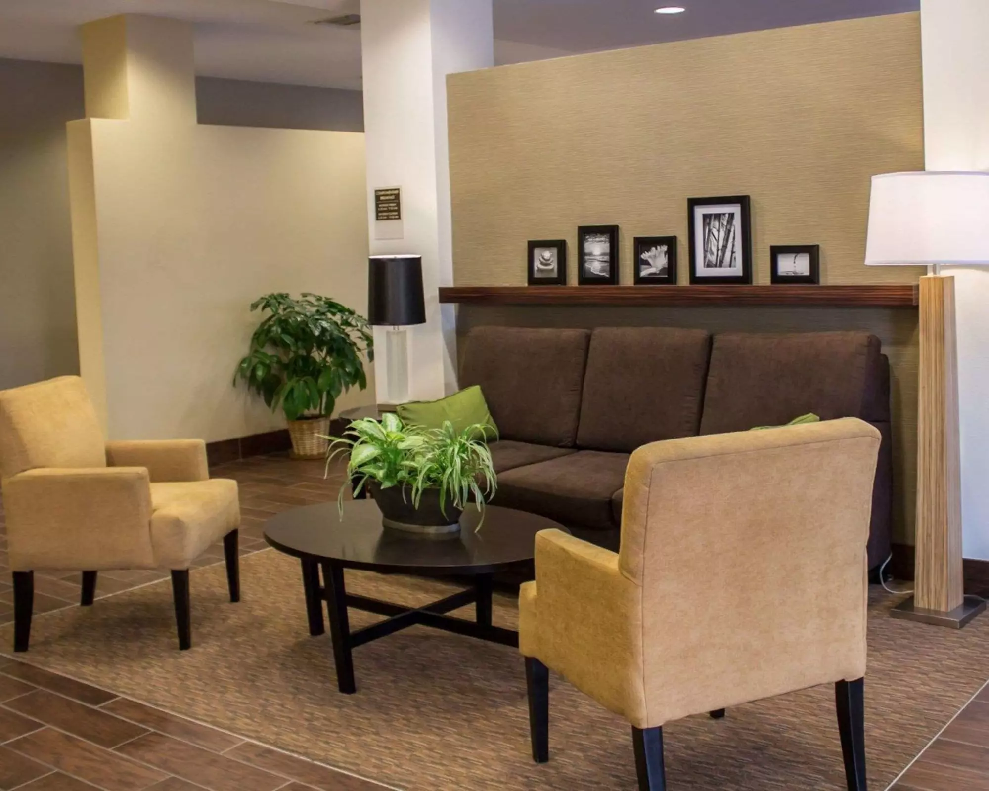 Sleep Inn & Suites Moundsville - Wheeling - Primary Image
