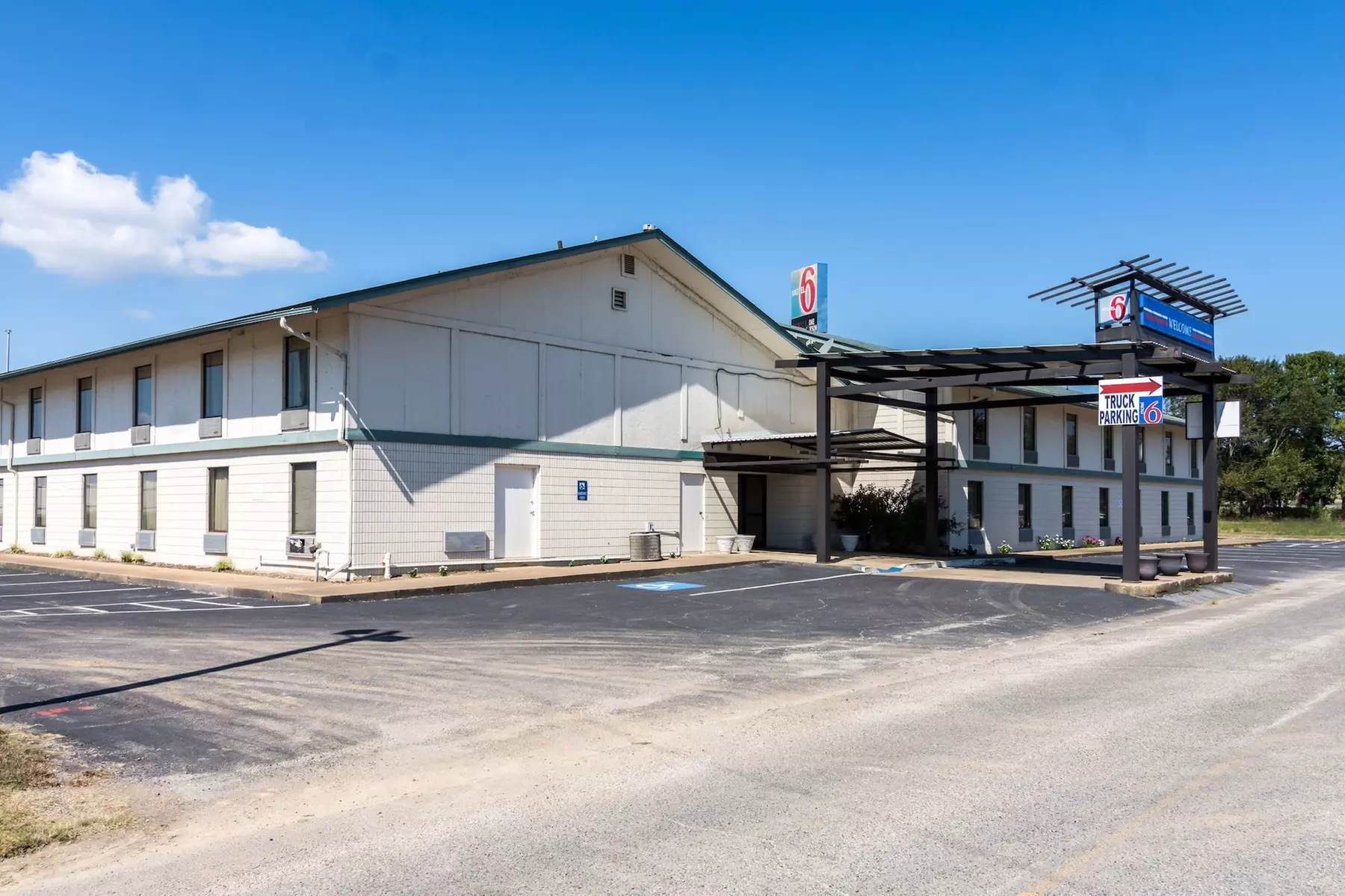 Motel 6 Arkadelphia, AR - Primary Image