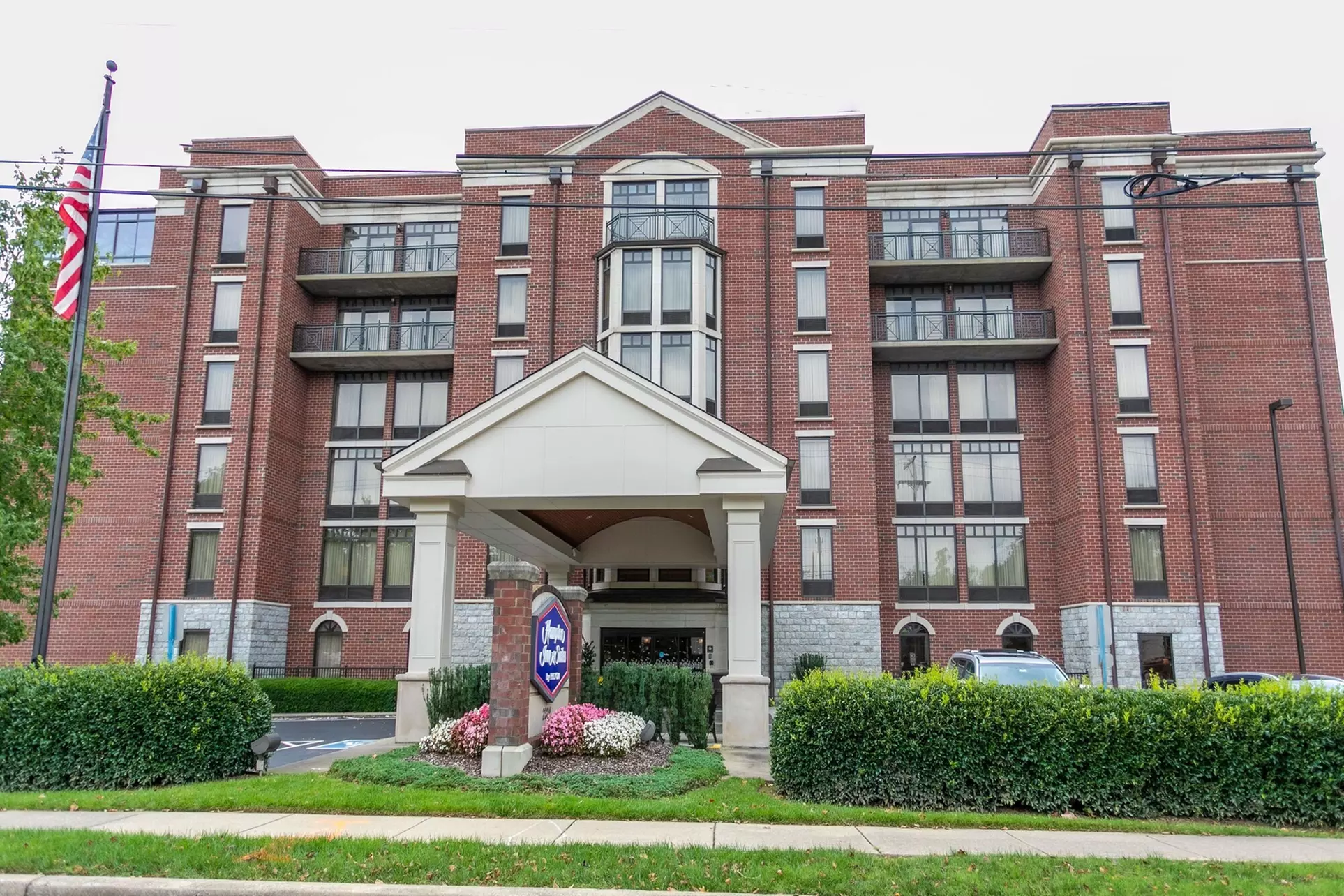 Hampton Inn & Suites Nashville-Green Hills - Primary Image