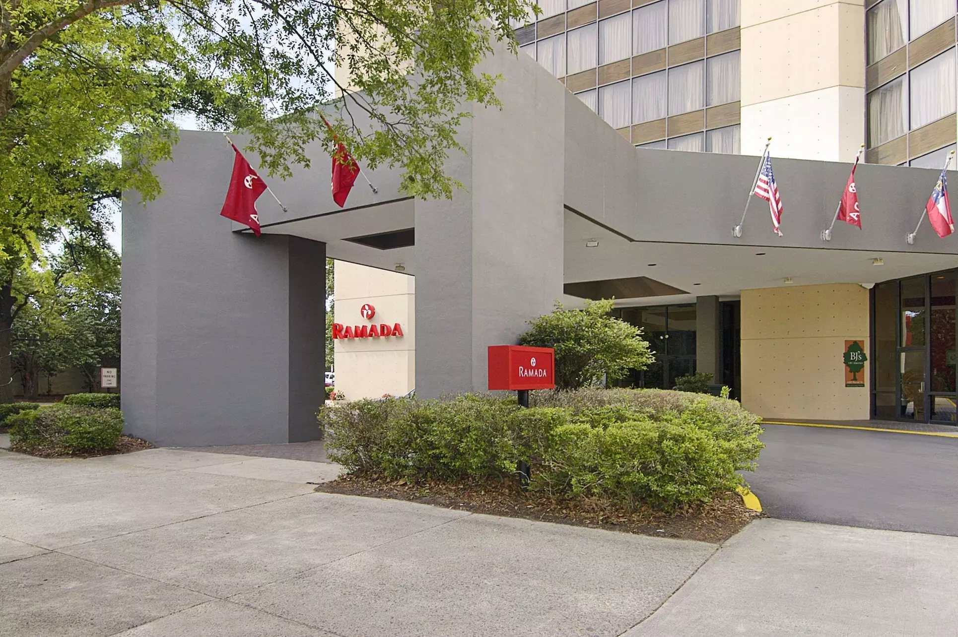 Ramada Hotel & Conf Center by Wyndham Augusta Downtown - Primary Image