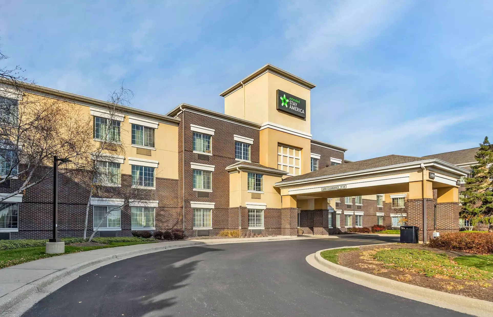 Extended Stay America Select Suites Chicago Lombard Oakbrook - Primary Image
