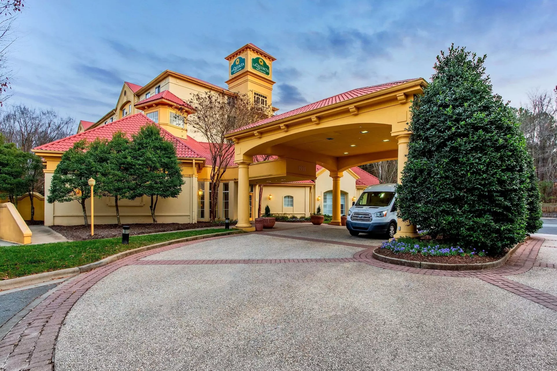 La Quinta Inn & Suites by Wyndham Raleigh/Durham Southpoint