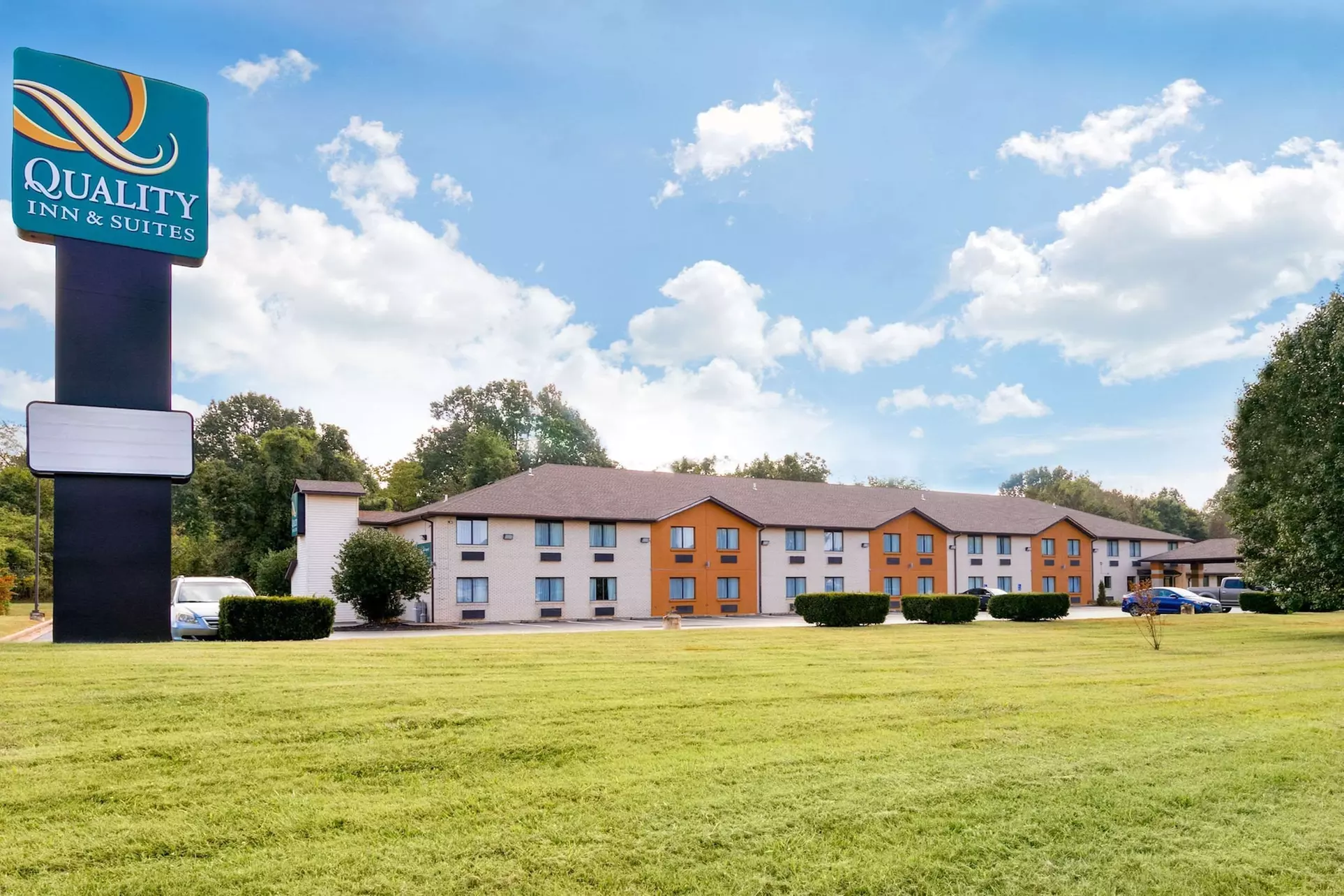 Quality Inn & Suites Metropolis I-24 - Primary Image