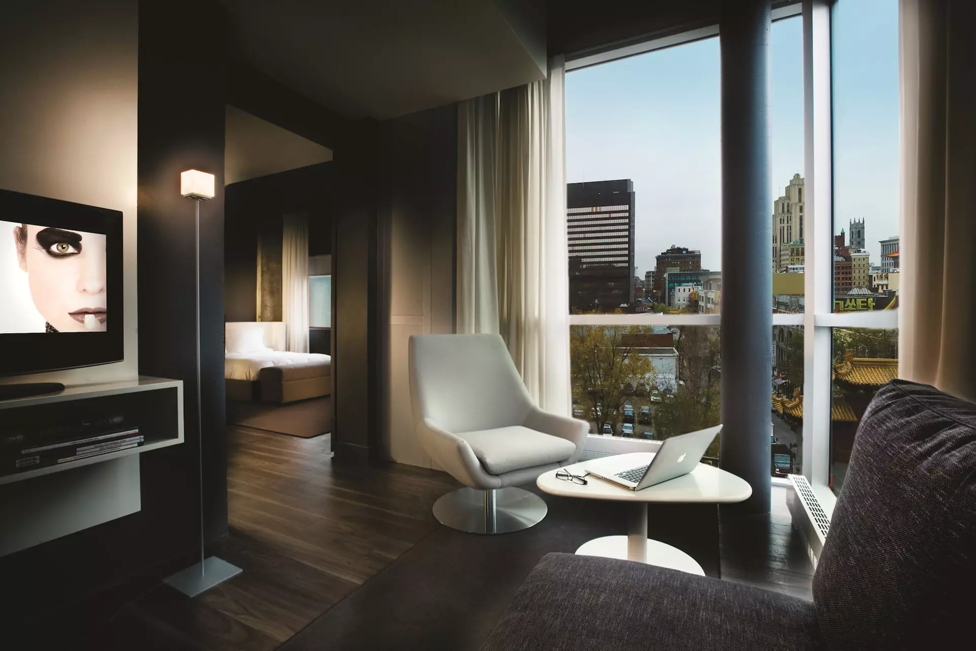 Hotel Zero 1 - Primary Image