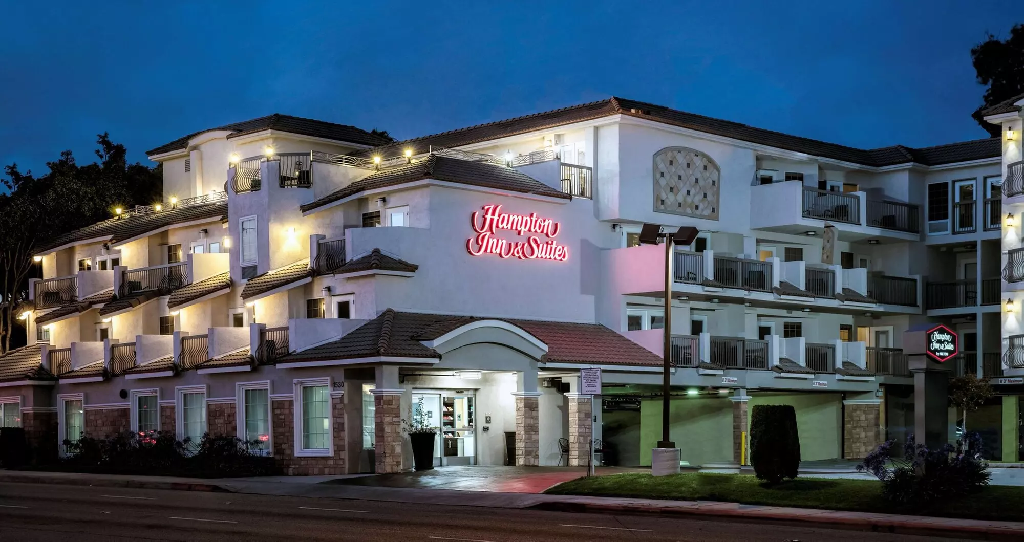 Hampton Inn & Suites Hermosa Beach - Primary Image