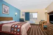 Super 8 by Wyndham Osseo WI - Second Medium
