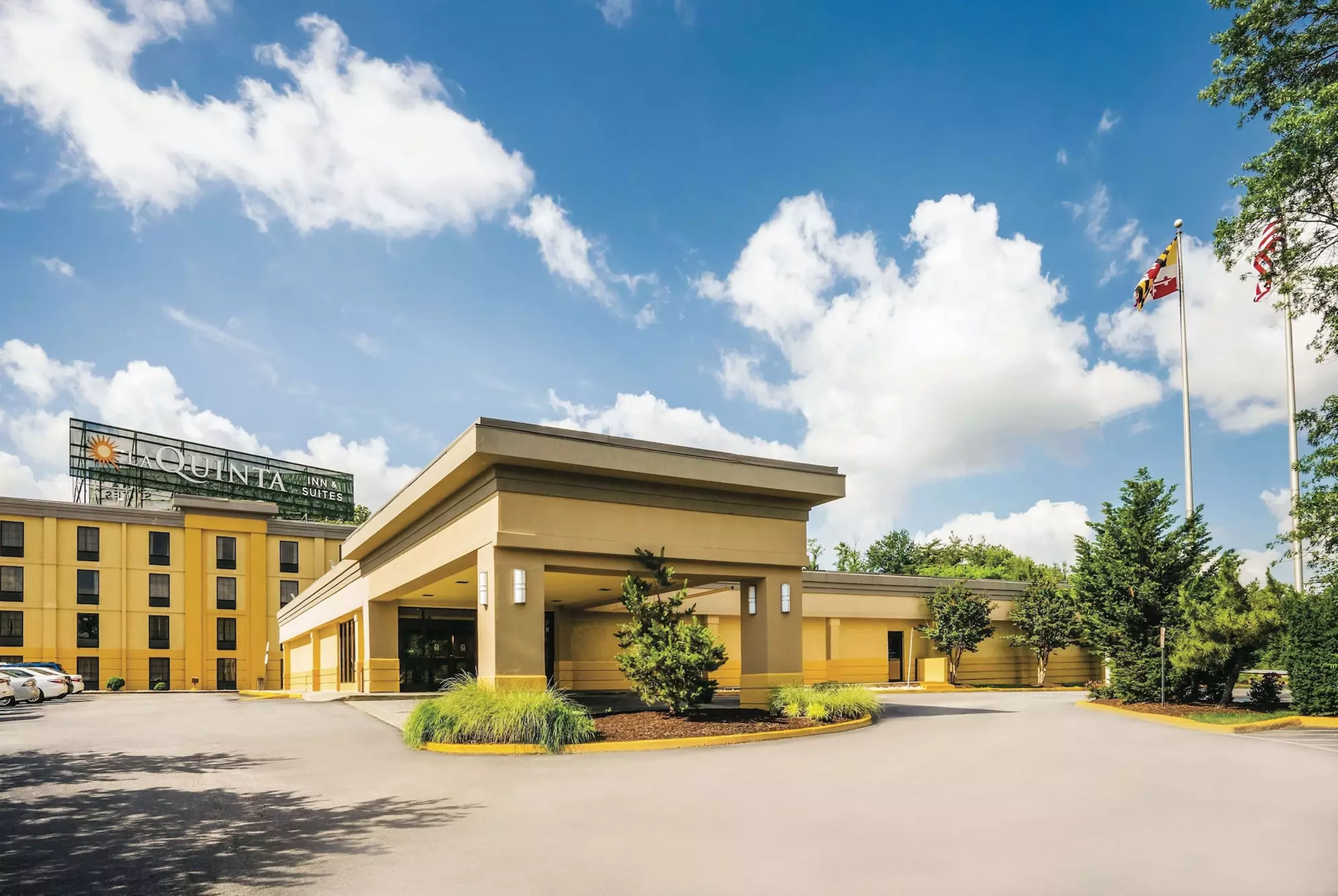 La Quinta Inn & Suites by Wyndham Baltimore S. Glen Burnie - Primary Image
